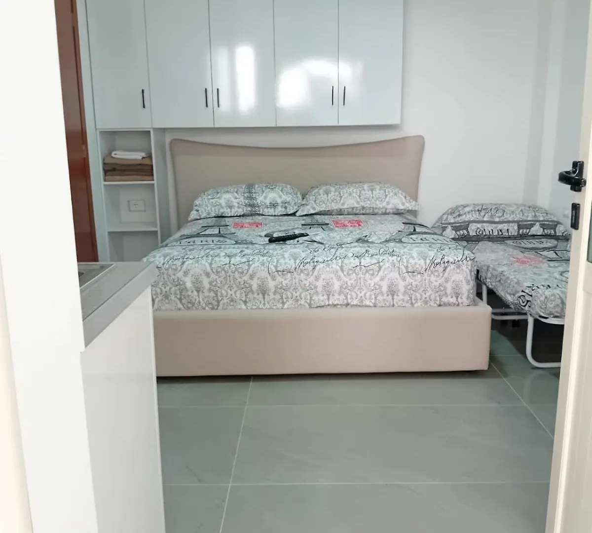 Vila Zere Vlore Albania